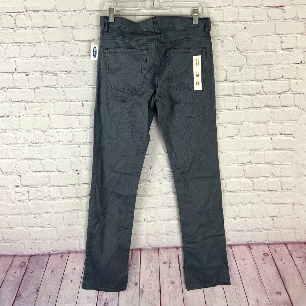 Old Navy Boys Gray Skinny Jeans. Size: 18 Regular. NEW WITH TAGS